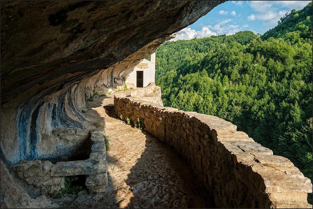 Azienda Agrituristica La Torretta Tocco da Casauria ภายนอก รูปภาพ